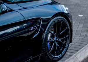 M字はげの治療費用の相場はどれくらい？