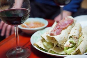 薄毛に悪影響を与える夜食の理由とは？